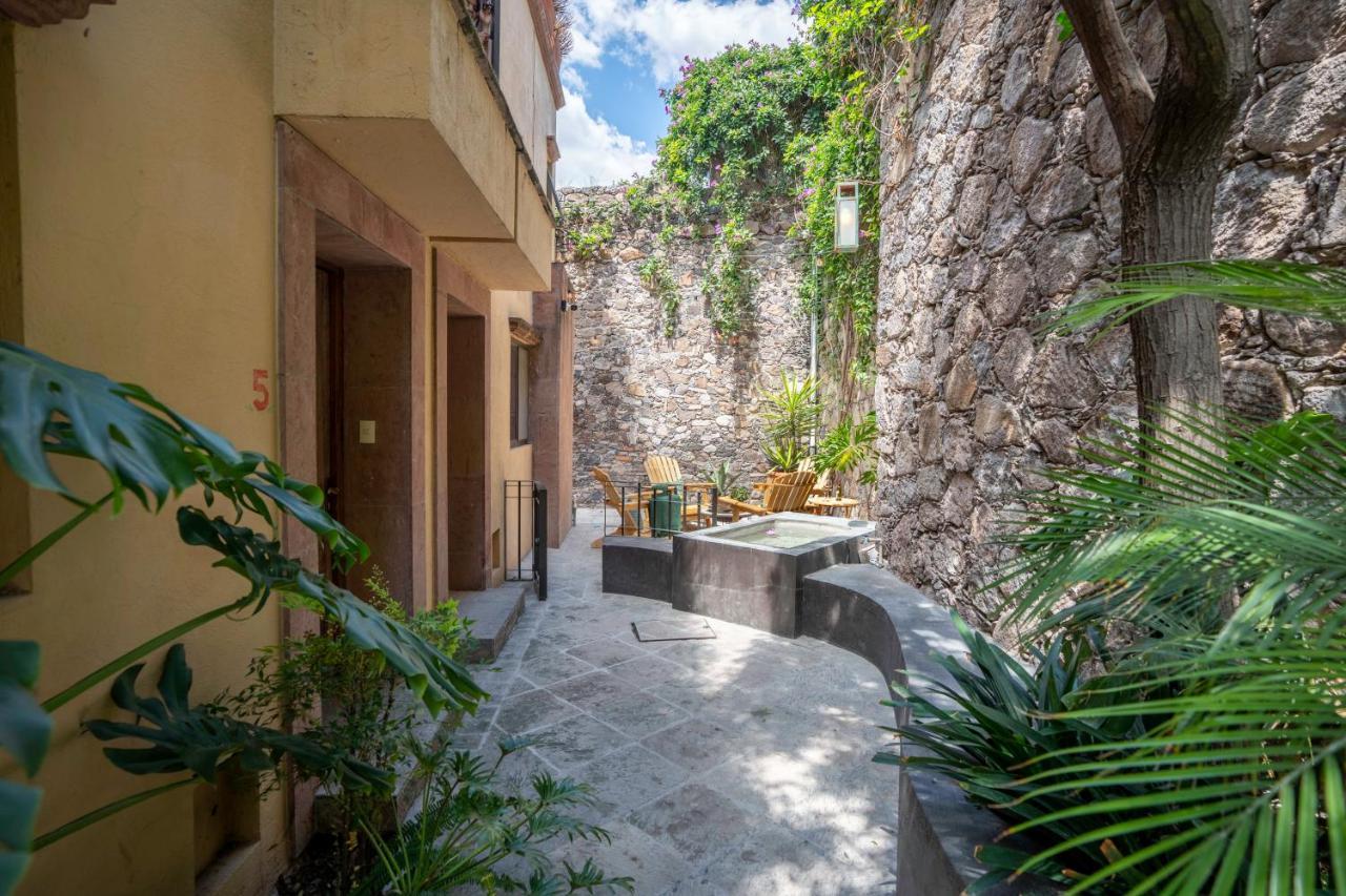 Angelic Centro 2Br, Pool & Jacuzzi, Gated Village 圣米格尔－德阿连德 外观 照片